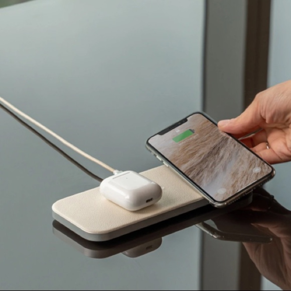 Courant CATCH:2 Wireless Charger in Bone